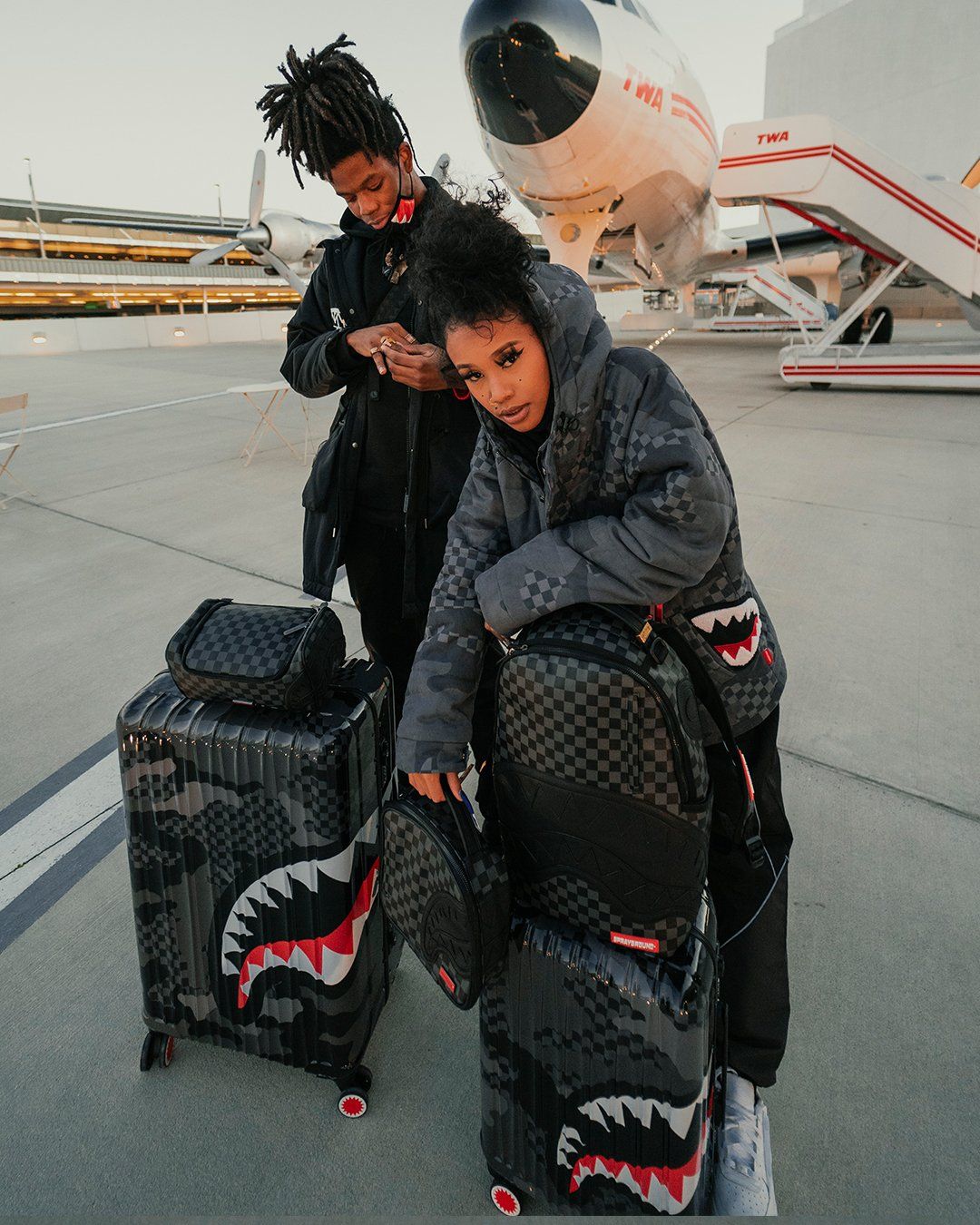 3AM SHARKNAUTICS 29.5 FULL-SIZE LUGGAGE - Image 12
