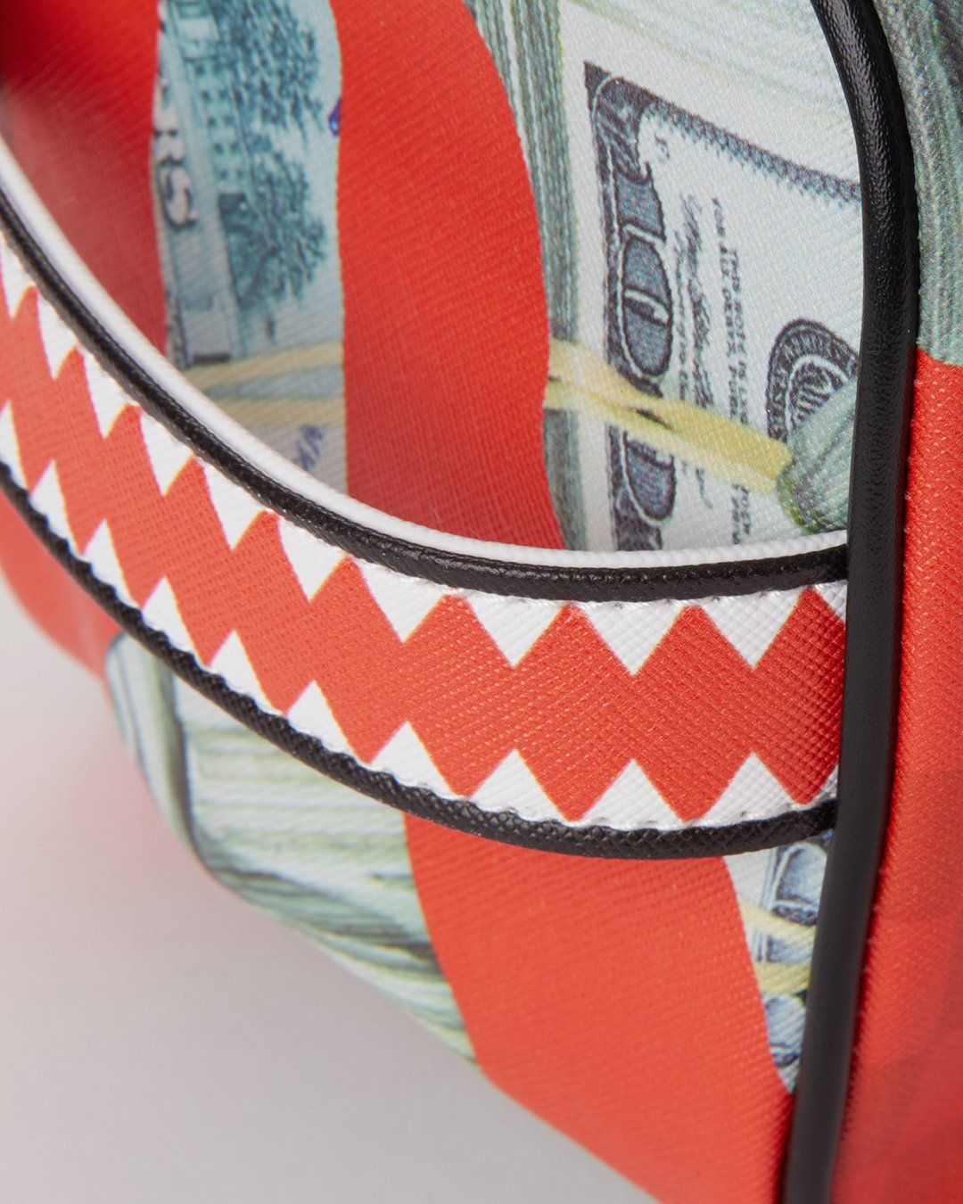 MONEY CAMO (RED) TOILETRY BAG - Image 7