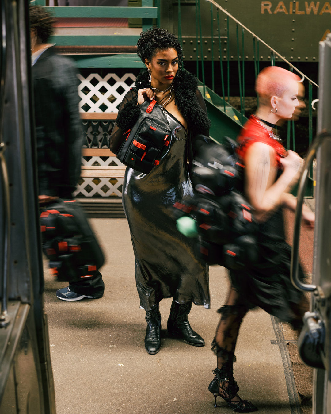 AIRFREIGHT CARGO CROSSBODY - Image 6