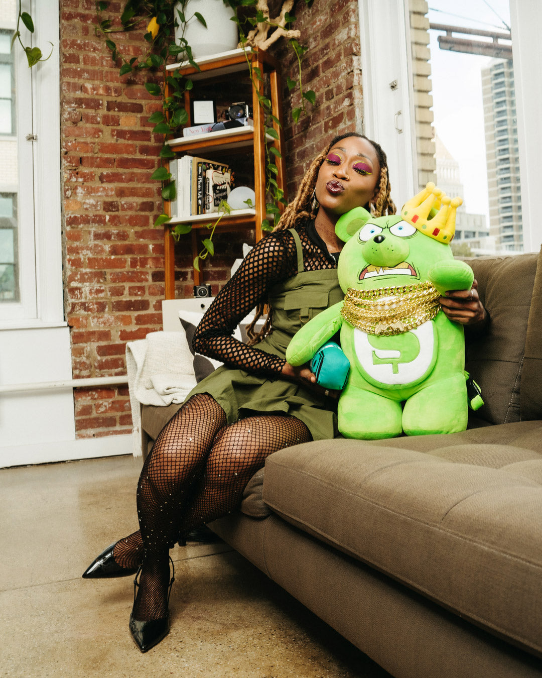 MONEY BEAR 12 CHAINZ BACKPACK - Image 4