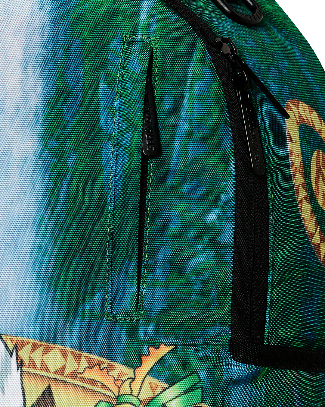 MADAGASCAR OFFICIAL COLLAB - KING CHILLIN BACKPACK - Image 6