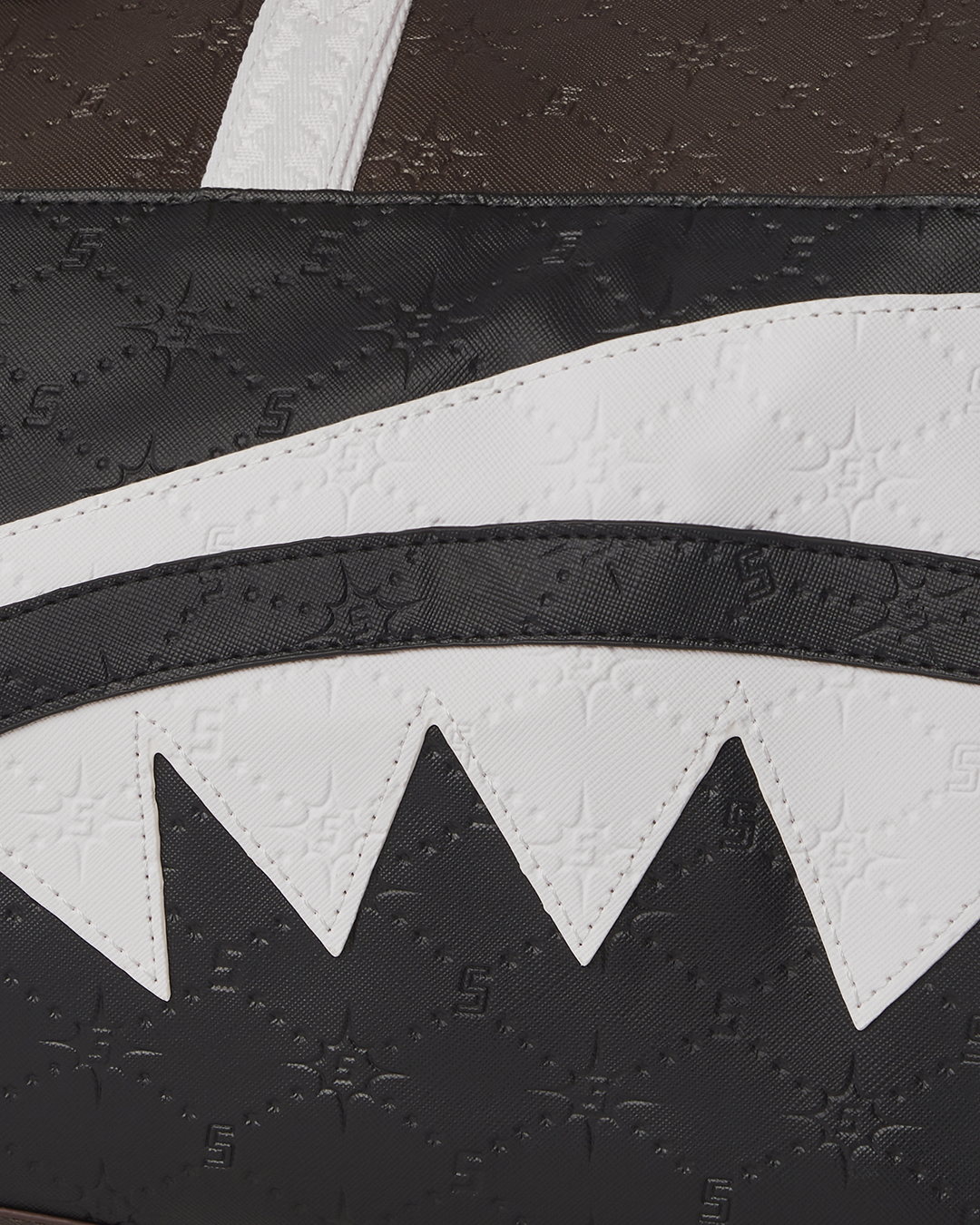 V.V.I.P. DUFFLE - Image 14