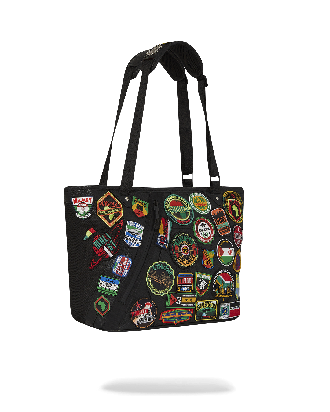 A.I. THE 54 (PATCHES OF AFRICA) CARGO TOTE - Image 3