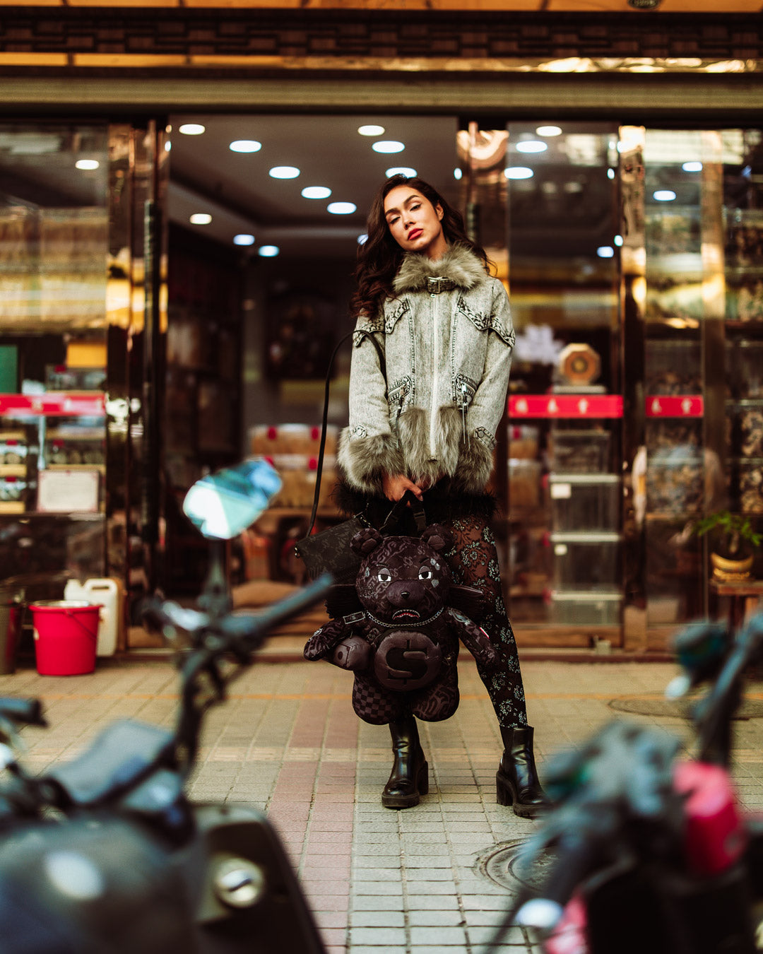 4AM MONEY WING BEAR BACKPACK - Image 6