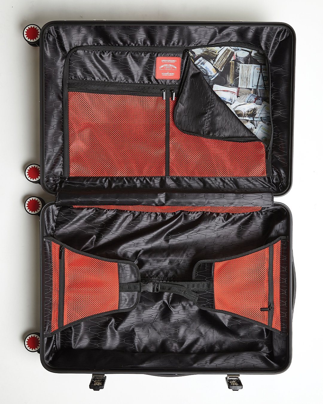 SHARKNAUTICS (CAMO) 29.5 FULL-SIZE LUGGAGE - Image 11